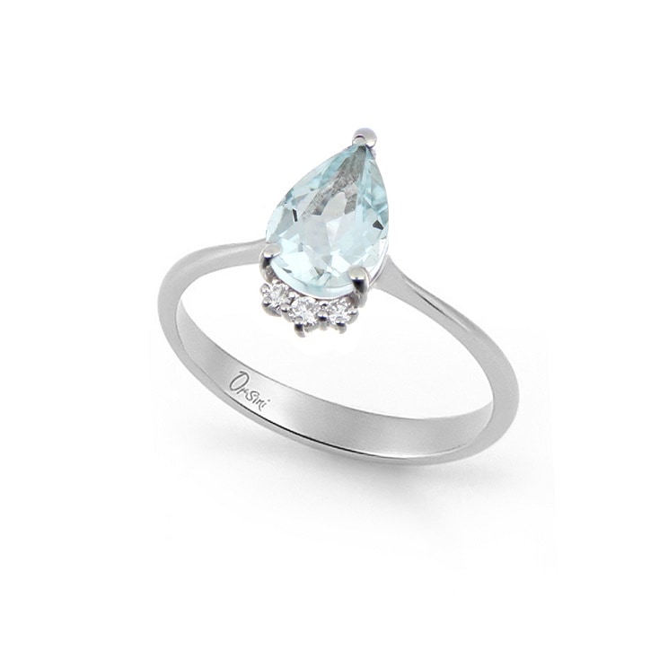 Anello con acquamarina a goccia e tre diamanti