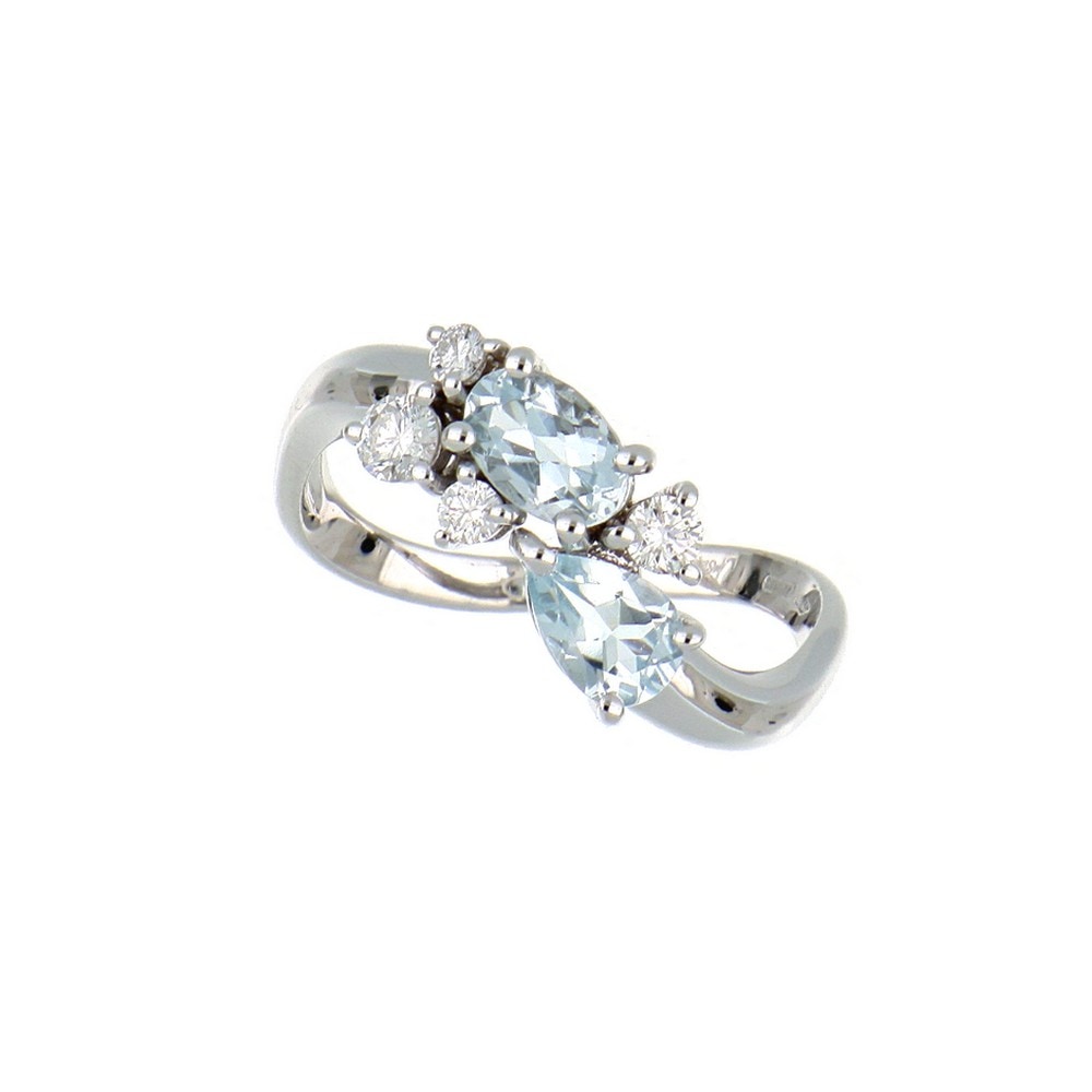 Anello Cluster con acquamarine e diamanti